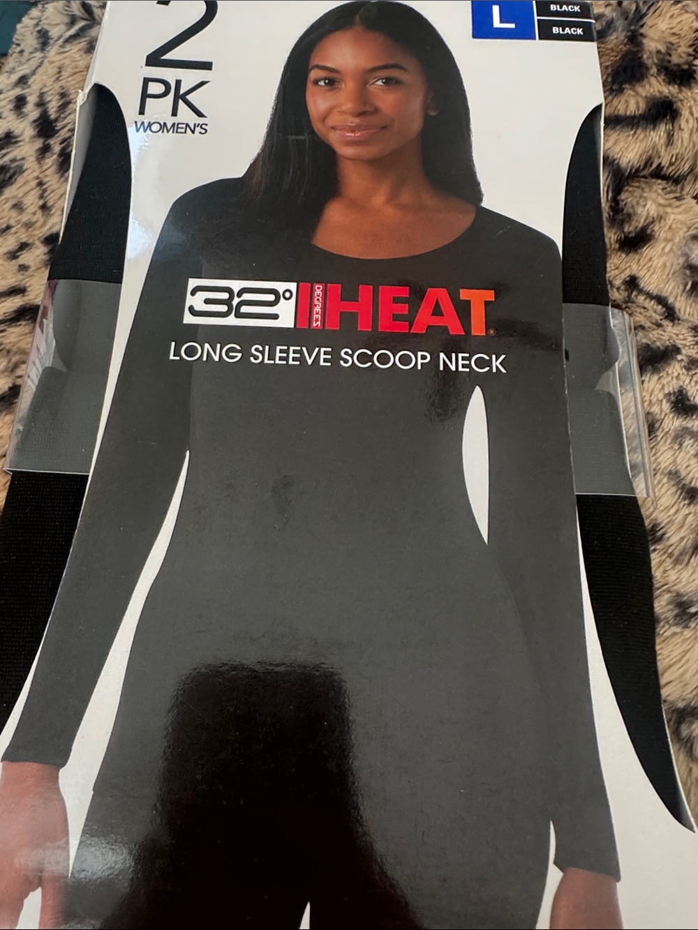 Long Sleeve Scoop Neck Packaging